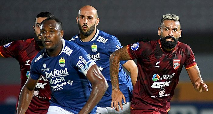 Igbonefo Antusias Main Bareng dengan Bek Klub Liga Inggris